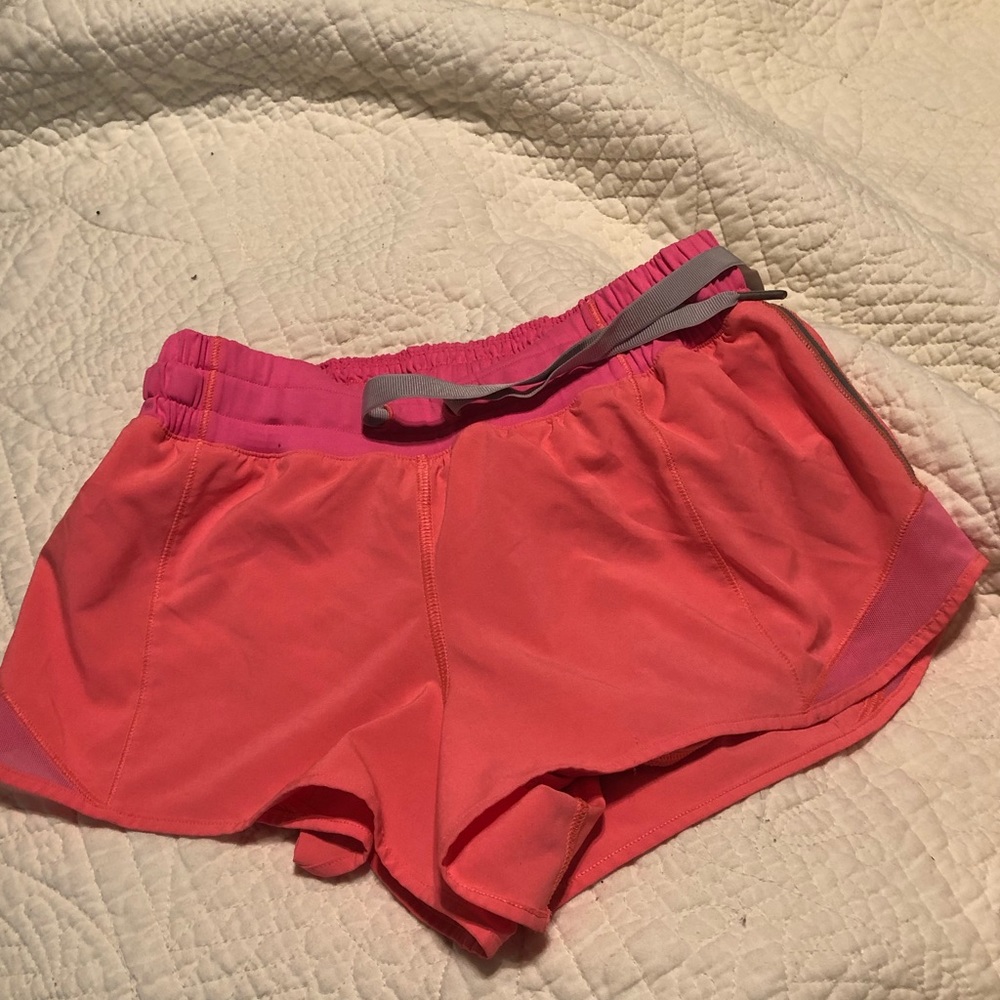 Cute Lululemon Coral Running Shorts Size 6